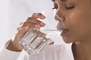 همه چیز در مورد رژیم آب درمانی